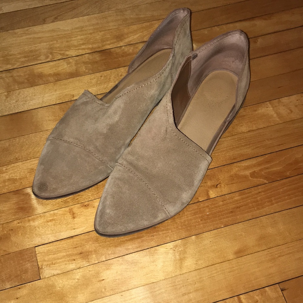 Suede Pointy Toe Tan Flats